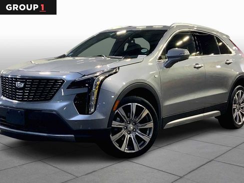 Used 2023 Cadillac XT4 Premium Luxury image 1