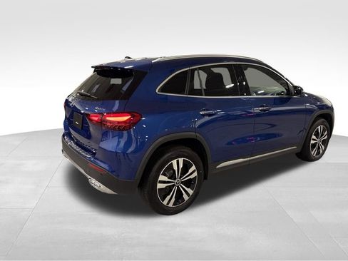 Used 2025 Mercedes-Benz GLA 250 4MATIC image 5