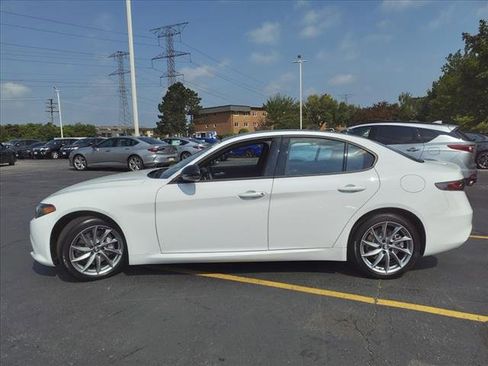 Used 2024 Alfa Romeo Giulia Sprint image 6