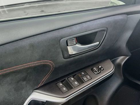 Used 2015 Toyota Camry XSE FWD image 15