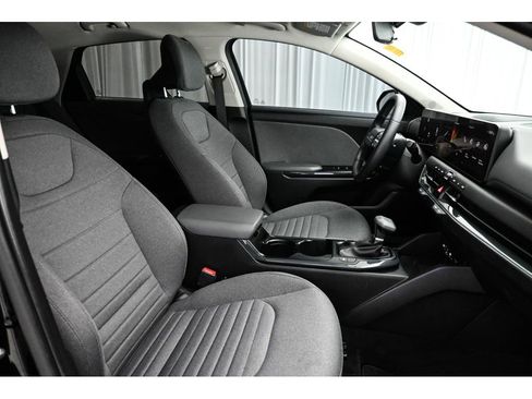 Used 2025 Kia K4 EX FWD image 15