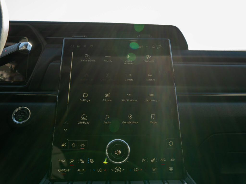 New 2027 GMC Terrain AT4 w/ Convenience Package III AWD/4WD image 23