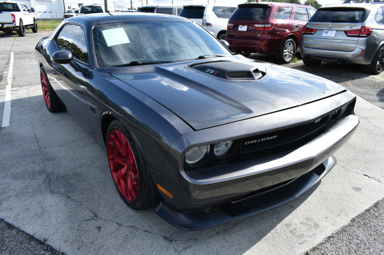 Used 2014 Dodge Challenger SRT8 Core w/ Satin Vapor Edition RWD image 4