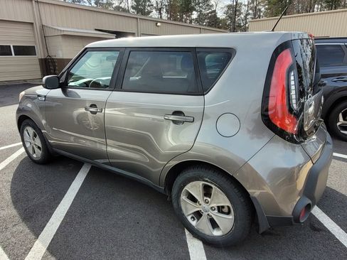 Used 2016 Kia Soul w/ Convenience Package image 6