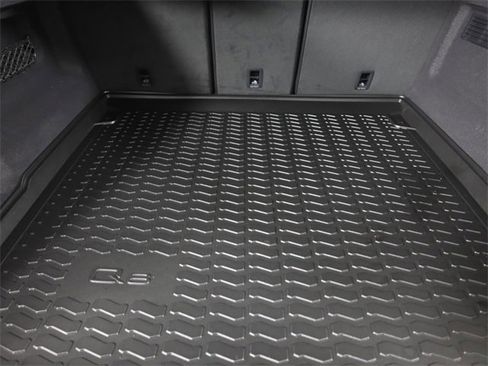 New 2026 Audi Q8 Premium Plus image 25