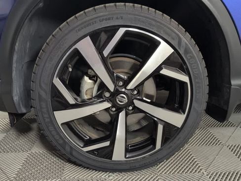 Used 2022 Nissan Rogue Sport SL w/ Premium Package FWD image 15