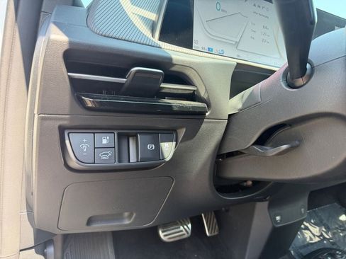 Used 2024 Kia EV6 GT-Line AWD/4WD image 19