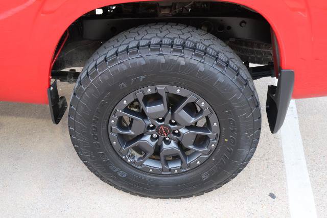 Certified 2022 Nissan Frontier SV w/ Technology Package AWD/4WD image 12