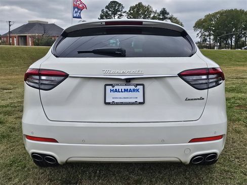 Used 2022 Maserati Levante GT image 5