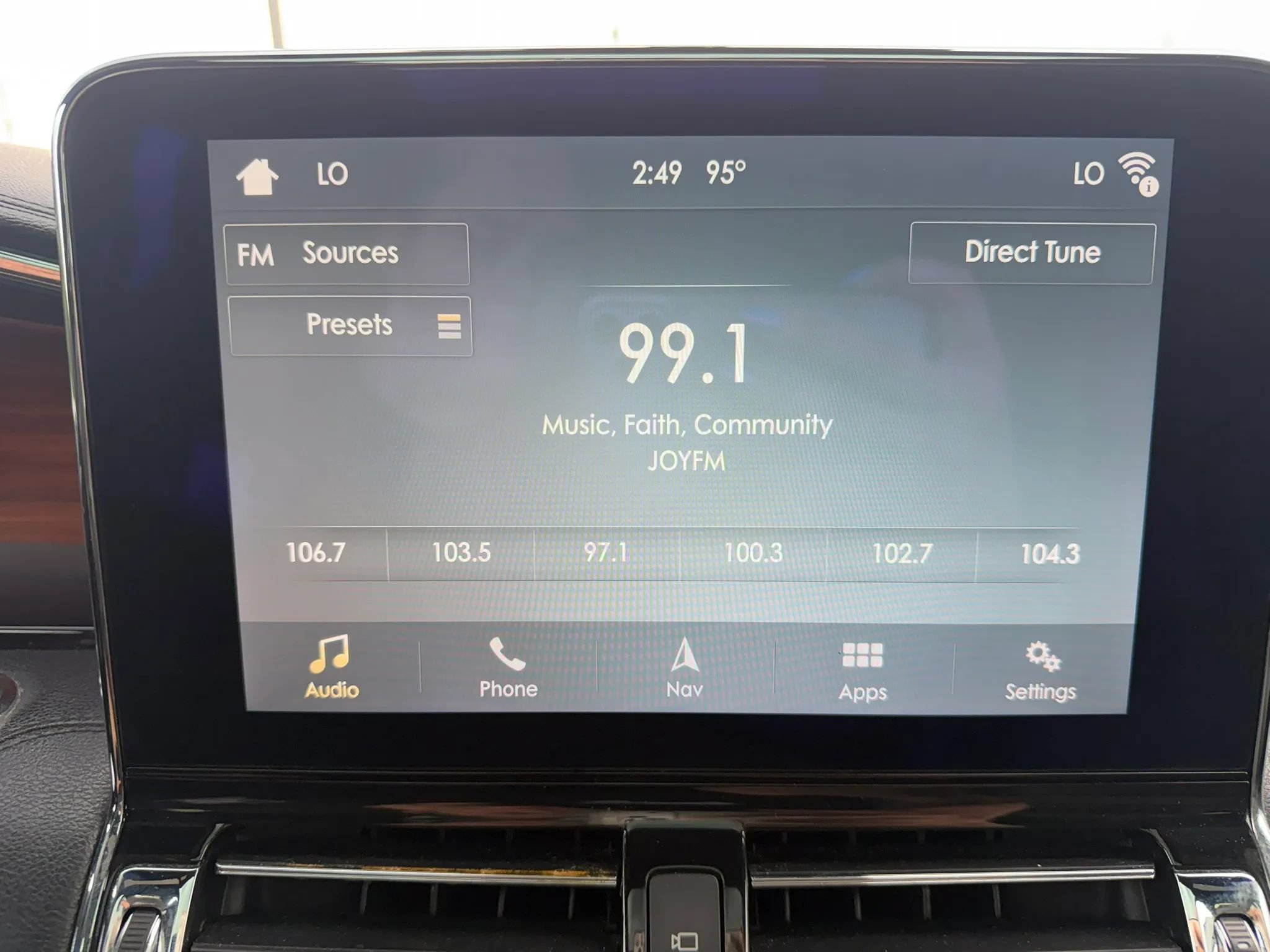 Used 2018 Lincoln Navigator Select w/ Technology Package AWD/4WD image 25