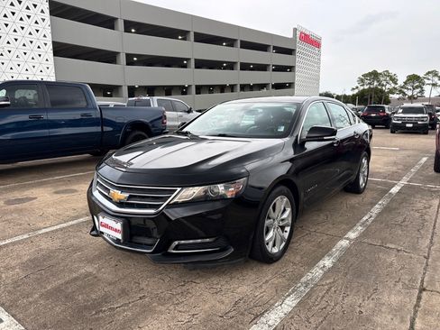 Used 2020 Chevrolet Impala LT w/ LT Convenience Package FWD image 4