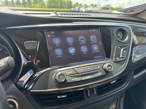 Used 2020 Buick Envision Premium AWD/4WD image 14