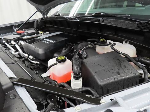 Used 2025 GMC Sierra 1500 Denali AWD/4WD image 27