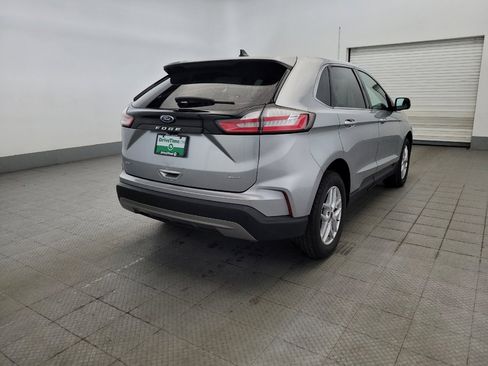 Used 2023 Ford Edge SEL AWD/4WD image 9