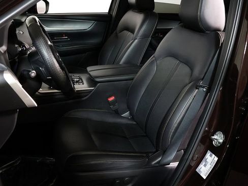 Used 2024 MAZDA CX-90 3.3 Turbo w/ Premium Package AWD/4WD image 4