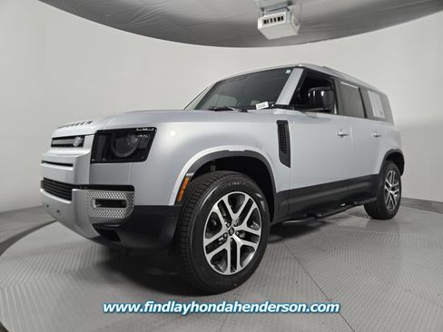 Used 2024 Land Rover Defender 110 S AWD/4WD image 2