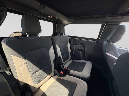 Used 2023 Ford Bronco Wildtrak AWD/4WD image 29