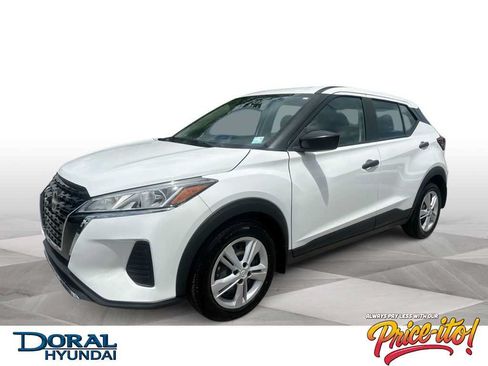Used 2024 Nissan Kicks S FWD image 1