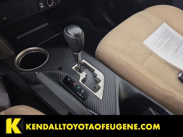 Used 2015 Toyota RAV4 XLE AWD/4WD image 18