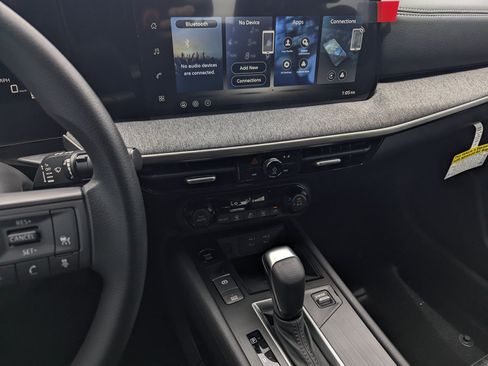 New 2026 Nissan Kicks SV FWD image 10