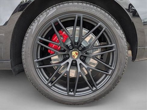 Certified 2023 Porsche Macan GTS image 27