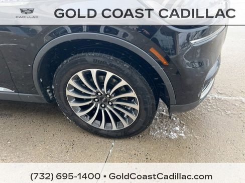 Used 2023 Lincoln Aviator AWD w/ Premium Package image 6