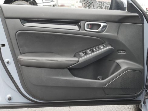 Used 2023 Honda Civic Touring image 30