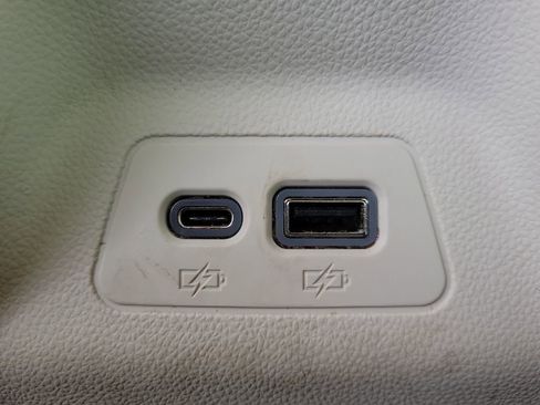 Certified 2022 Buick Envision Preferred FWD image 14