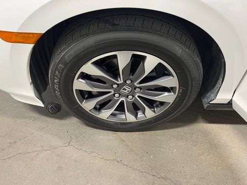 Used 2023 Honda Odyssey EX-L image 28