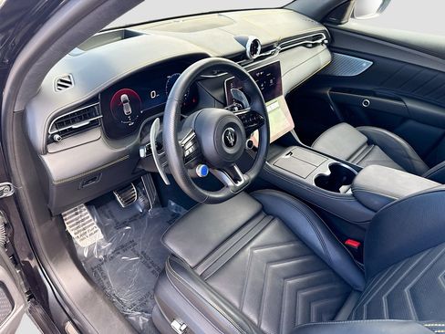 Certified 2024 Maserati Grecale Trofeo image 25