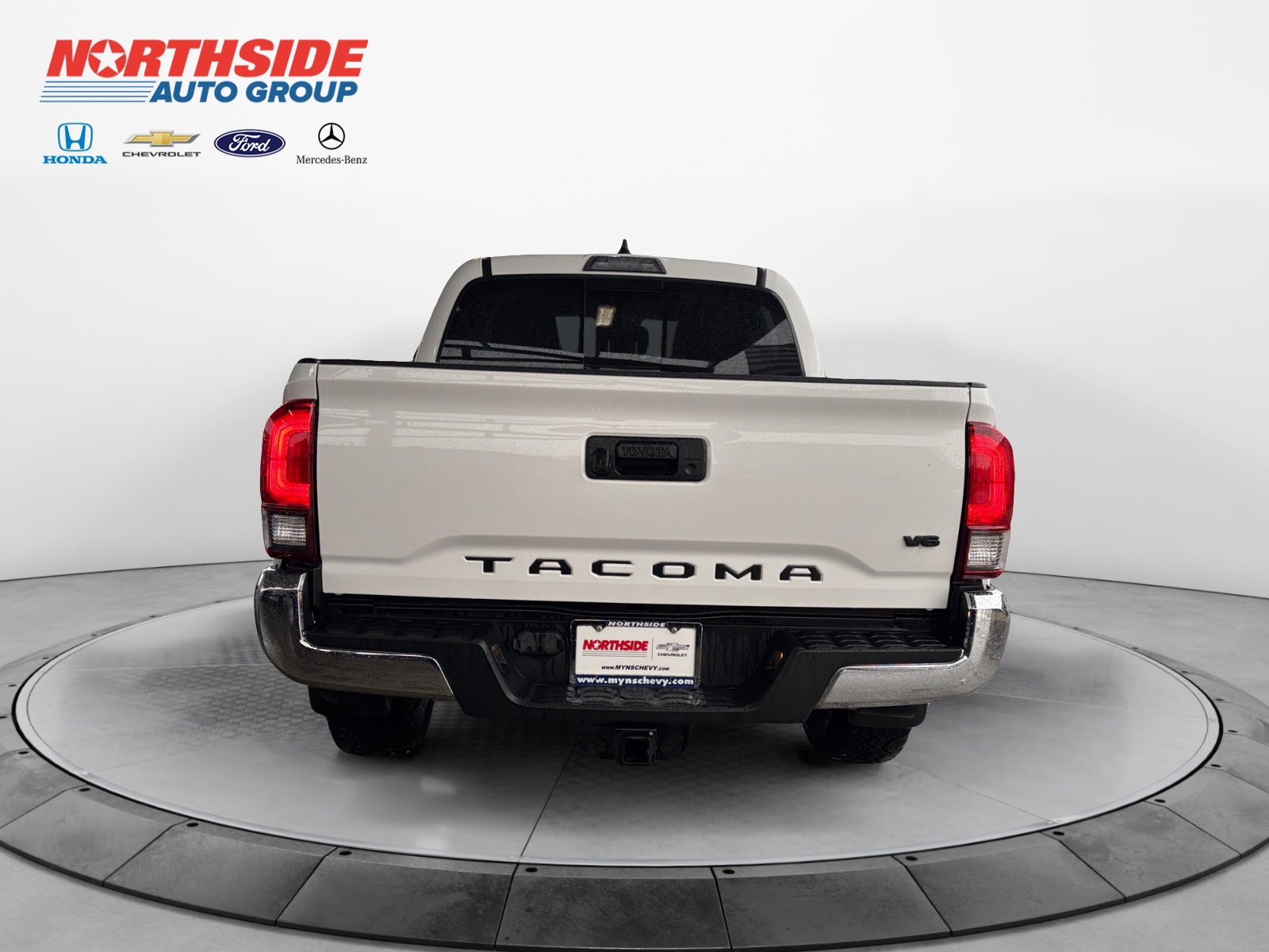 Used 2023 Toyota Tacoma SR5 RWD image 6