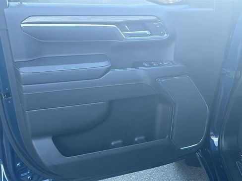 Used 2023 Chevrolet Silverado 1500 LT image 14