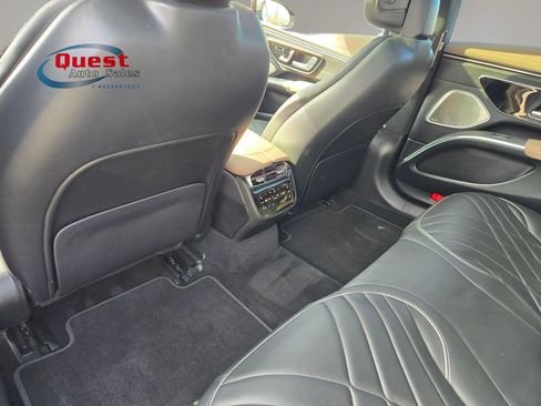 Used 2023 Mercedes-Benz EQS 580 4MATIC Sedan w/ Exclusive Trim Package image 59