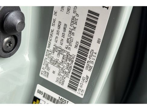 New 2026 Toyota Tundra Platinum AWD/4WD image 32