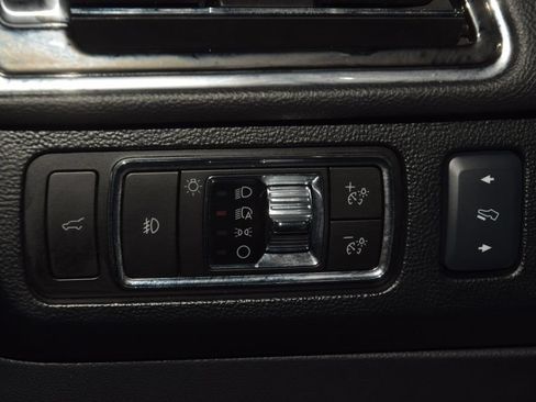 Used 2024 Lincoln Navigator L 4WD image 40