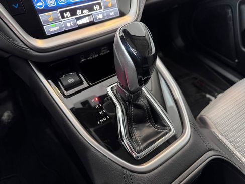 Used 2025 Subaru Outback Premium image 22