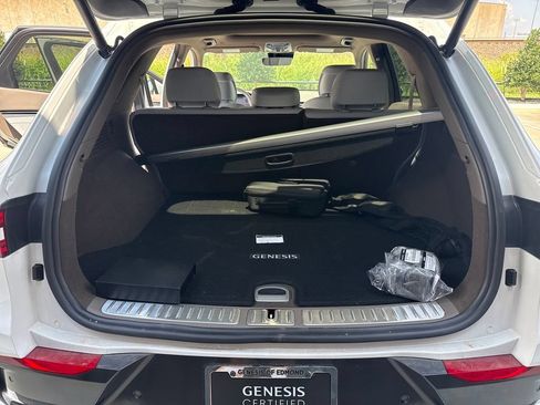 Certified 2026 Genesis GV70 2.5T Advanced AWD/4WD image 23