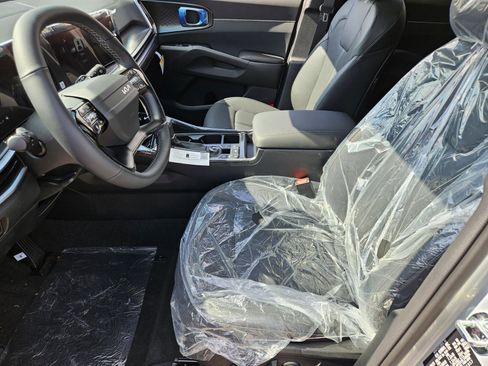 New 2026 Kia Sorento S image 7