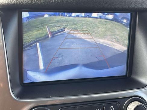 Used 2019 Chevrolet Tahoe LT w/ LT Signature Package image 21