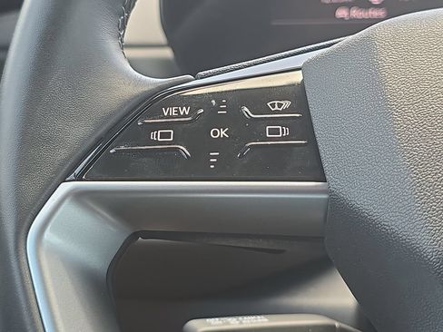 Certified 2025 Audi Q5 Premium Plus w/ Premium Plus AWD/4WD image 12