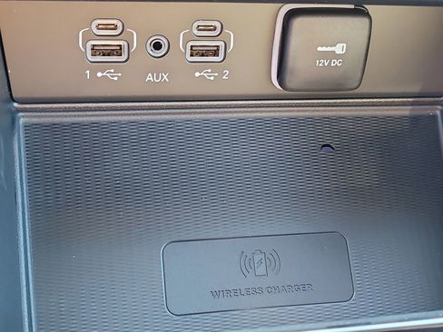 New 2025 Jeep Grand Cherokee Altitude image 25