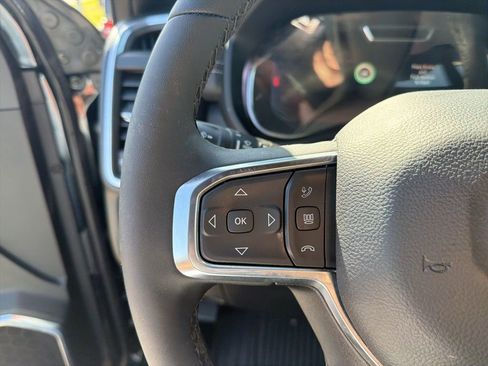 Used 2025 RAM 2500 Laramie w/ Night Edition image 38