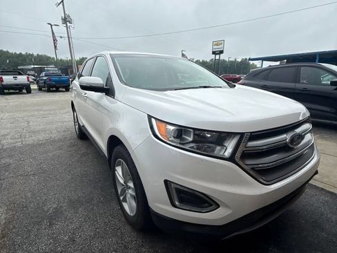 Used 2018 Ford Edge SEL w/ Equipment Group 201A AWD/4WD image 3