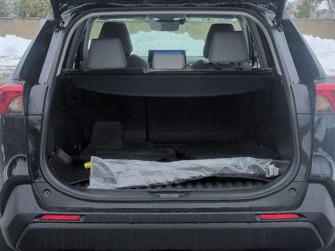 Certified 2023 Toyota RAV4 XLE Premium image 30