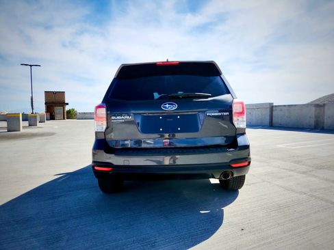 Used 2018 Subaru Forester 2.5i Limited image 39