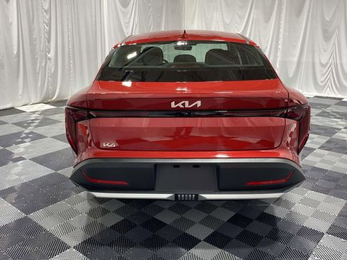 New 2026 Kia K4 LXS FWD image 4