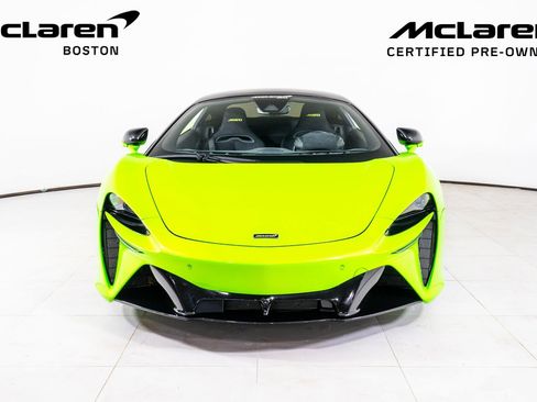 Used 2024 McLaren Artura image 8