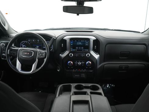 Used 2021 GMC Sierra 1500 SLE w/ X31 Off-Road Package AWD/4WD image 16