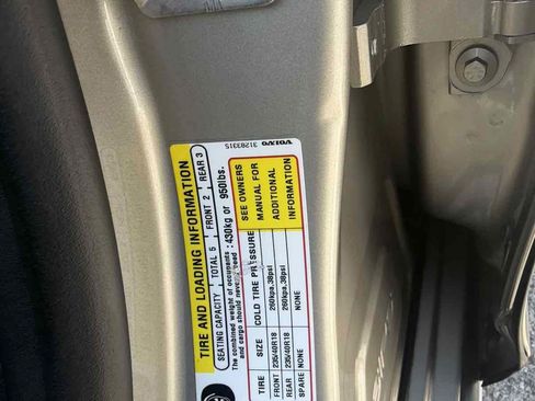 Used 2016 Volvo V60 T5 Platinum FWD image 20