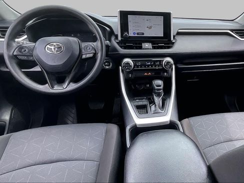 Used 2025 Toyota RAV4 XLE FWD image 14